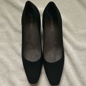 Aerosoles pump in size 7.5